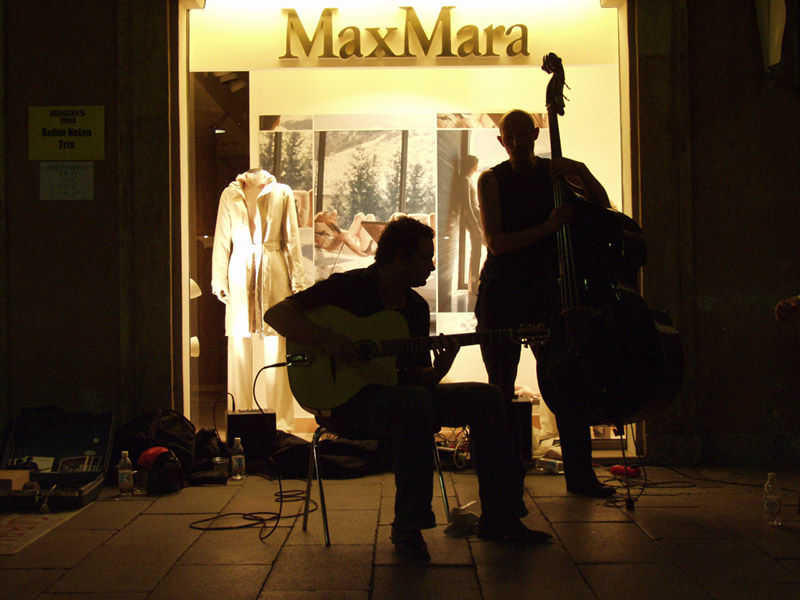 ferrara buskers